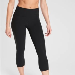 Athleta crop pants